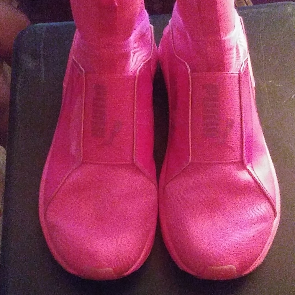 Puma pink shoes